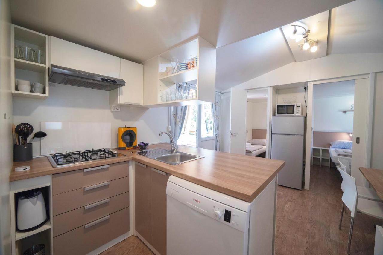 Mobile Home Cube, 3 Bedrooms, Free Parking, Wifi Biograd Na Moru Extérieur photo