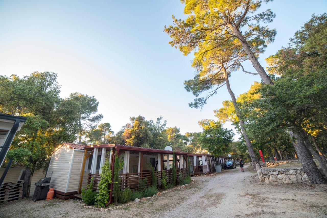Mobile Home Cube, 3 Bedrooms, Free Parking, Wifi Biograd Na Moru Extérieur photo