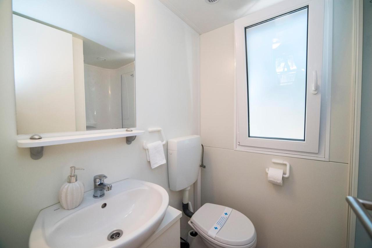 Mobile Home Cube, 3 Bedrooms, Free Parking, Wifi Biograd Na Moru Extérieur photo